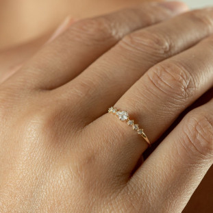 Anel Feminino de Ouro 18k Solitário Reforçado
