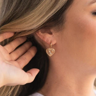 Brinco de Ouro 18k Argola de Coração