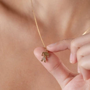 Pingente Menina de Ouro 18k com Zircônia