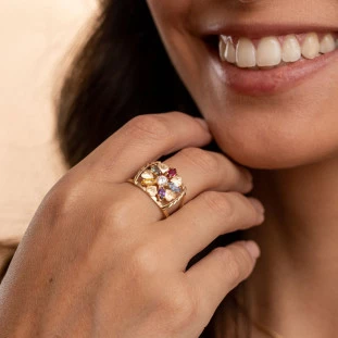 Anel de Ouro 18k Margarida com 6 Pedras Zircônias Coloridas