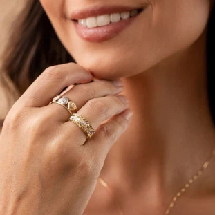 Anel em Ouro Tricolor 18k Simple Cororato