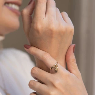 Anel Ouro Coração Trabalhado e Plaquinha 18k Feminino