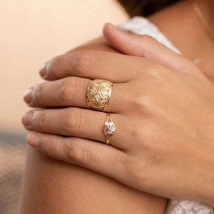 Anel de Ouro 18k Feminino Trevinho 