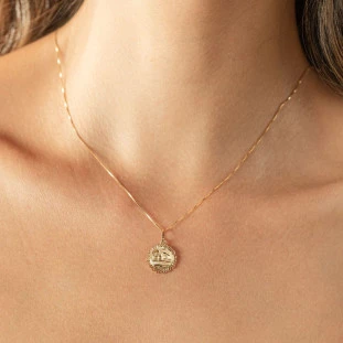 Pingente Escrava Pequeno em Ouro Amarelo 18k